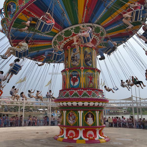 Parc d'attractions en plein air manèges fête foraine attraction enfants balançoire et jeux rotatifs populaire luxe secouant la tête chaise volante à vendre - Product Image 3