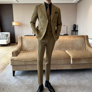 <span class=keywords><strong>Abito</strong></span> corto in tre pezzi <span class=keywords><strong>marrone</strong></span> 2025 Slim Fit da uomo con chiusura a bottone a doppio petto motivo floreale da sposa britannico taglie forti - Product Image 3