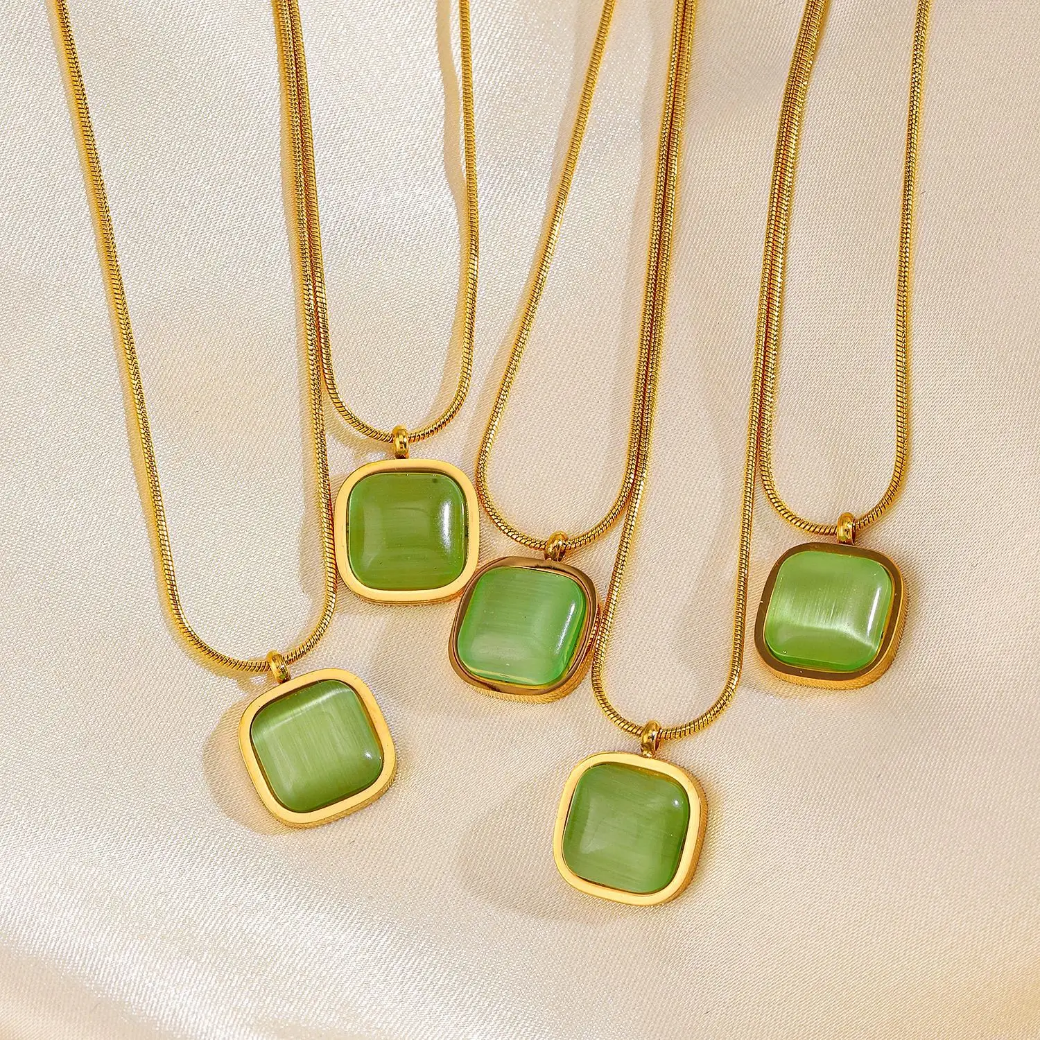 Collana in oro 18 carati Vintage francese collana in acciaio inossidabile con pietre preziose opale brillante in cristallo verde trasparente per donna