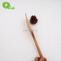 Spatule de cuisine en bois écologique