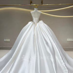 JFH128 Vestidos de novia clásicos de satén con cristales y sin tirantes, color marfil - Product Image 4