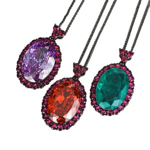 Collier pendentif vintage en laiton avec zircon cubique et imitation corindon rouge, idéal pour les voyages et les banquets pour femmes - Product Image 2