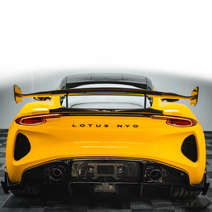 Ala de estilo mono de fibra de carbono seca de alta calidad para Lotus Emira Trunk Spoiler Lip Splitter Body Kit - Product Image 4