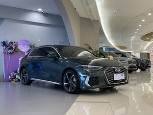 2023 2024 de <span class=keywords><strong>Audi</strong></span> <span class=keywords><strong>A3</strong></span> <span class=keywords><strong>Sportback</strong></span> 35TFSI Fashion Sport Edition AWD Version à essence berline 10563.31 Miles d'occasion à <span class=keywords><strong>vendre</strong></span> - Product Image 3