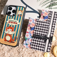 Coque de téléphone à panneau arrière magnétique remplaçable pour iphone 17 / 17pro/17promax/17air avec le chat doré