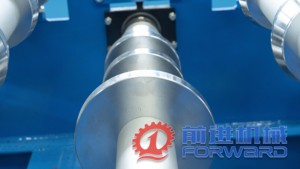 آلة صنع بلاط السقف ذات الطبقة المزدوجة عالية الجودة أوتوماتيكية بالكامل من الشركة المصنعة الأصلية مع إمكانية التخصيص - Product Image 4