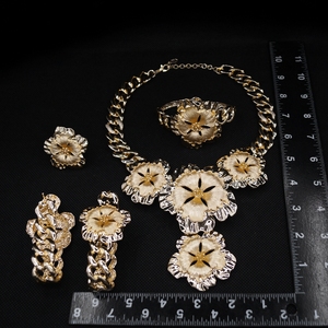 Juego de Joyería de Flores Chapadas en Oro Zhuerrui, Collar de Cadena Gruesa con Flores Esmaltadas, Juego de Aretes y Pulsera para <span class=keywords><strong>Mujer</strong></span> H20188 - Product Image 2