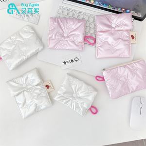 2025 tendencia Rosa Beige lindo lazo cremallera PU cuero pequeño acolchado Puff Puffy Puffer <span class=keywords><strong>Mini</strong></span> moneda lápiz labial maquillaje cosmético bolsa - Product Image 2