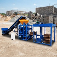 Machine à fabriquer des blocs de pavés en béton creux QT4-24 avec extrudeuse à vide et moteur, facile à utiliser
