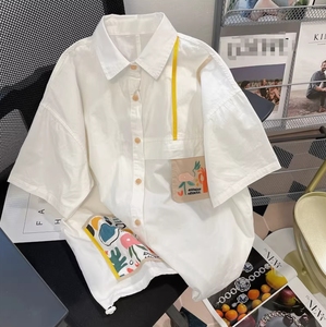 <span class=keywords><strong>Camicia</strong></span> da <span class=keywords><strong>Donna</strong></span> <span class=keywords><strong>a</strong></span> Maniche Lunghe con Motivo <span class=keywords><strong>a</strong></span> <span class=keywords><strong>Righe</strong></span> Blu <span class=keywords><strong>e</strong></span> Bianche, Stile Retrò Casual, Elegante <span class=keywords><strong>e</strong></span> di Tendenza, Nuova Collezione Primavera 2026 - Vendita all'Ingrosso - Product Image 6