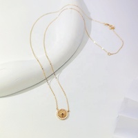 Collier pendentif en or véritable 18 carats Au750 de haute qualité, design élégant, vente en gros pour femmes