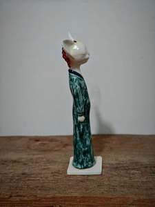 손으로 그린 세라믹 의인화 고양이 입상, 오리엔탈 로브 디자인, 장인 공예 가정 장식 및 소장품 - Product Image 2