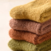 WUYANG FACTORY Ins hiver épais 2023 hiver couleur unie Faux vison laine dormir équipage chaud moelleux chaussettes pour les femmes