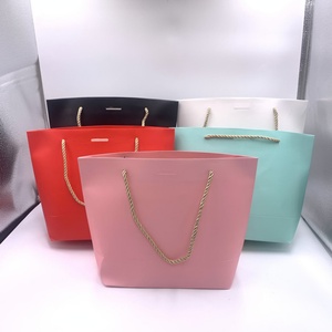 Sacs en papier personnalisés pour cosmétiques et parfums, sacs de transport, sacs cadeaux personnalisés, sacs de shopping en papier avec logo de marque - Product Image 3