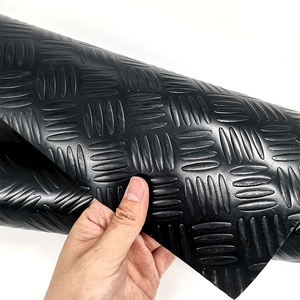 PVC sol <span class=keywords><strong>voiture</strong></span> tapis gaufrage conception anti-dérapant couvrant <span class=keywords><strong>Garage</strong></span> diamant plaque coin poignée en plastique revêtement de sol vinyle rouleau atelier - Product Image 4