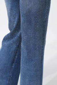 Jeans Lavati con Strass, Gamba Larga Comoda e Dritta, Design Unico e Materiale Confortevole per Varie Occasioni - Product Image 4