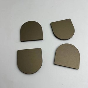 Piezas de Acero Inoxidable Mecanizadas por CNC con Bordes Redondeados y Superficies Planas - Product Image 1