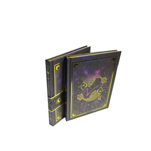 Carnet d'écriture personnalisé écologique à couverture rigide avec 12 signes du zodiaque, papier offset et papier couché - Product Image 1