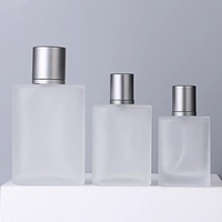 30ml 50ml & 100ml Bouteilles de parfum carrées en verre dépoli bouchon de pulvérisation à vis distributeurs de liquide vides pour emballage utilisations de diffuseur