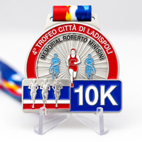 Médaille de finisseur personnalisée pour course sur route, en alliage de zinc argenté mat, émail souple, silhouette de coureur, souvenir commémoratif de tournoi de distance