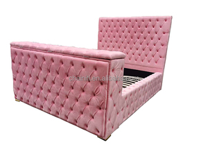 Ensemble de canapé-lit rembourré de luxe OEM pour salon et chambre à coucher, style américain moderne, taille Queen et King, en tissu capitonné et acier inoxydable - Product Image 2