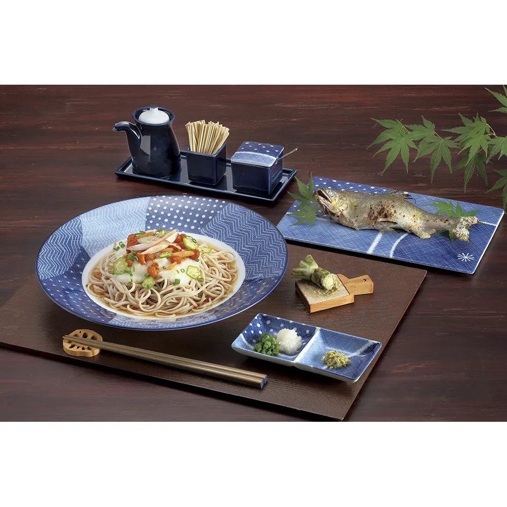 اليابانية عالية الجودة المعمرة الجمال الأزرق الخزف الفاخر أدوات مائدة سيراميك للهدايا وجمع