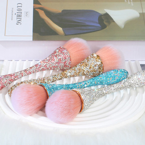 Pinceau de fond de teint de luxe avec strass en cristal diamanté, utilisé avec un pinceau à raser, pinceaux de maquillage STOCK - Product Image 4