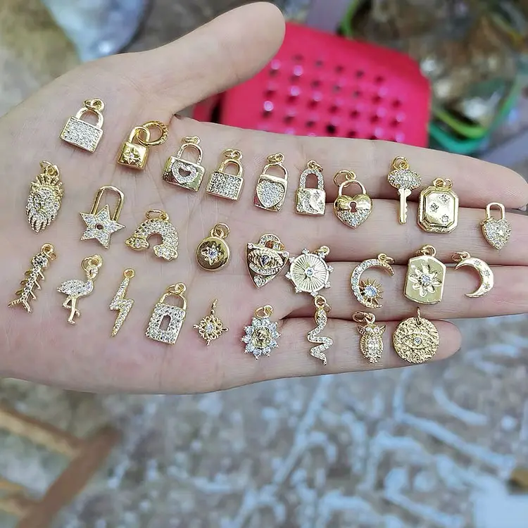 Cz8500 minúsculo 18k ouro cz fechadura coruja leão animal encantos, pequena mini cz zircão osso dangle charms para diy fazer jóias