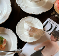 Personnalisation - Service de table en porcelaine émaillée à motif rose, style industriel moderne français, écologique et sans BPA, pour café