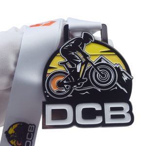 Medallas Personalizadas para Carreras de Bicicleta de Montaña para el Desafío Cura Brochero en <span class=keywords><strong>Argentina</strong></span>, Medallas de Ciclismo y Deportes Extremos con Cinta - Product Image 1