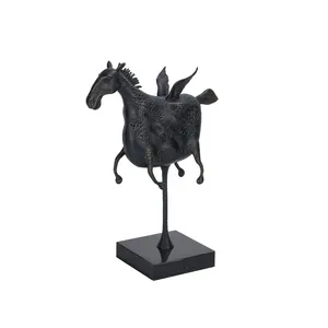 Luxury Horse Sculpture Statue Wholesale Modern Artificial Decoration Artifacts Home Office Decoration Accessories Horse Ornament