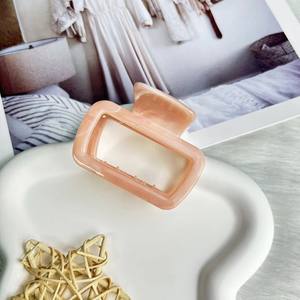 คลิปหนีบผมสไตล์เกาหลีระดับไฮเอนด์ทำจากหินไรน์สโตนพลาสติกเนื้อลายผีเสื้อกลวง - Product Image 5