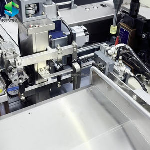 Machine à sertir haute performance avec insertion de connecteurs et étamage pour embouts de fils - Product Image 4
