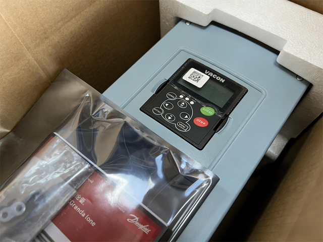 VACON Frequency Changer NXS00315-A2H1SSV-ALA20000E3 380V 18.5kW 3-Phase Energy-Saving Stable Pressure Control for Fans & Pumps