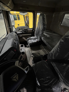 Camión Volquete HOWO Diésel Automático con Cámara 6X4 30 Toneladas Sinotruk HOWO Tx Camión Volquete 371 375 400 HP para Minería de Arena - Product Image 5