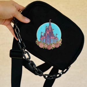 Parche Bordado de Chenilla Personalizado con Diseño de Castillo, Borde Dorado y Flores de Rosa, Parches Termoadhesivos para Ropa, Apliques de Estilo de Cuento de Hadas para Bolsos - Product Image 3