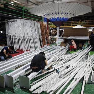 Parasol géant MOJIA pour l'extérieur, parasol commercial <span class=keywords><strong>XXL</strong></span> à bras déporté pour hôtel et restaurant, commande en gros - Product Image 2