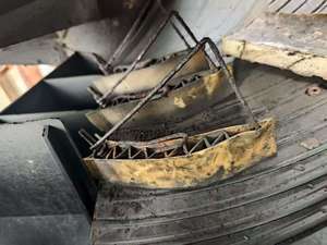 Tùy chỉnh Polyurethane chịu mài mòn xoắn ốc CHUTE scraper cố định quặng separator Mạng Ống quặng separator PU scraper - Product Image 4