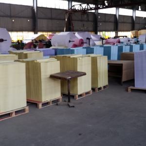 Papier autocopiant NCR sans carbone de qualité supérieure 60g 70g 61x86cm pour factures - Product Image 6