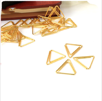 Trombones triangulaires dorés personnalisés de haute qualité Clips en métal Papeterie pour l'école et le bureau Vente entière