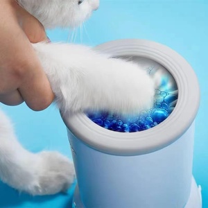 Lavapiedi Elettrico Automatico per Animali Domestici con Coppa in Silicone, Ricaricabile USB, Batteria da 2000mAh per la Pulizia di <span class=keywords><strong>Zampe</strong></span> e Piedi di Cani - Product Image 1