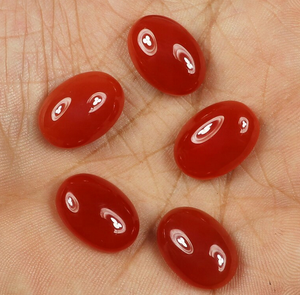 Ónix Rojo Natural, Forma Ovalada, 12x16mm, Cabujón de Espalda Plana, Efecto Ojo de Gato, Marca AMARA, para Anillos, Collares y Joyería - Product Image 5