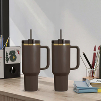 Nouveau Gobelet personnalisable plaqué or 40oz avec logo, couleur café-chocolat, avec poignée et paille