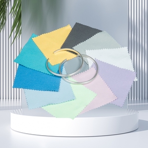 Chiffon de nettoyage personnalisé en microfibre imprimé pour lunettes avec logo, utilisation pour le polissage - Product Image 3