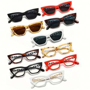 Nouvelles Lunettes de Soleil Cat Eye Colorées pour Femmes, Monture Métallique à Chaîne, Verres Transparents, Style Rétro Tendance 2022 - Product Image 3