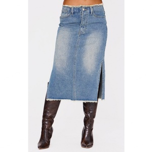 Jupe sur mesure pour femmes, coton de haute qualité, denim vintage bleu délavé, jupe midi pour femmes - Product Image 2