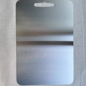 Planche à découper en acier inoxydable de haute qualité pour la cuisine - Product Image 4