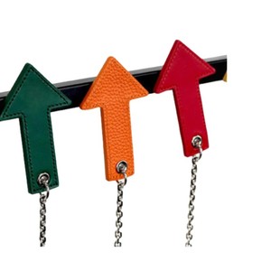 Outdoor PU leather <b>golf</b> club peg covers, magnetic peg holders to prevent loss, TEE <b>golf</b> practice accessories. - Product Image 5