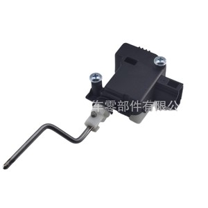 มอเตอร์ล็อคฝาถังน้ำมันออดี้ C5 พร้อมระบบกันขโมย 4B0862153 DN124 ระบบล็อคกลาง - Product Image 1