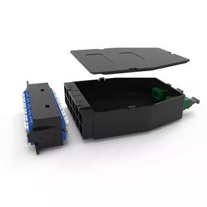 LC/UPC Adaptador cuádruple Multimodo OM4 Módulo de fibra óptica 12/24 Core Erika Violet Fanout Cable 1U Altura para equipo de fibra óptica - Product Image 5